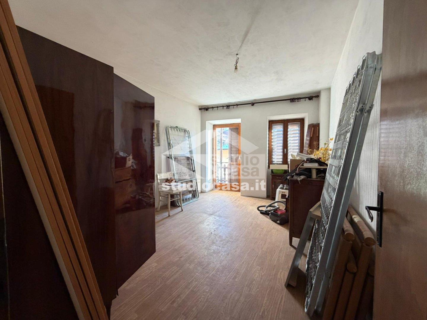 Casa Unifamiliare in vendita a Cimone