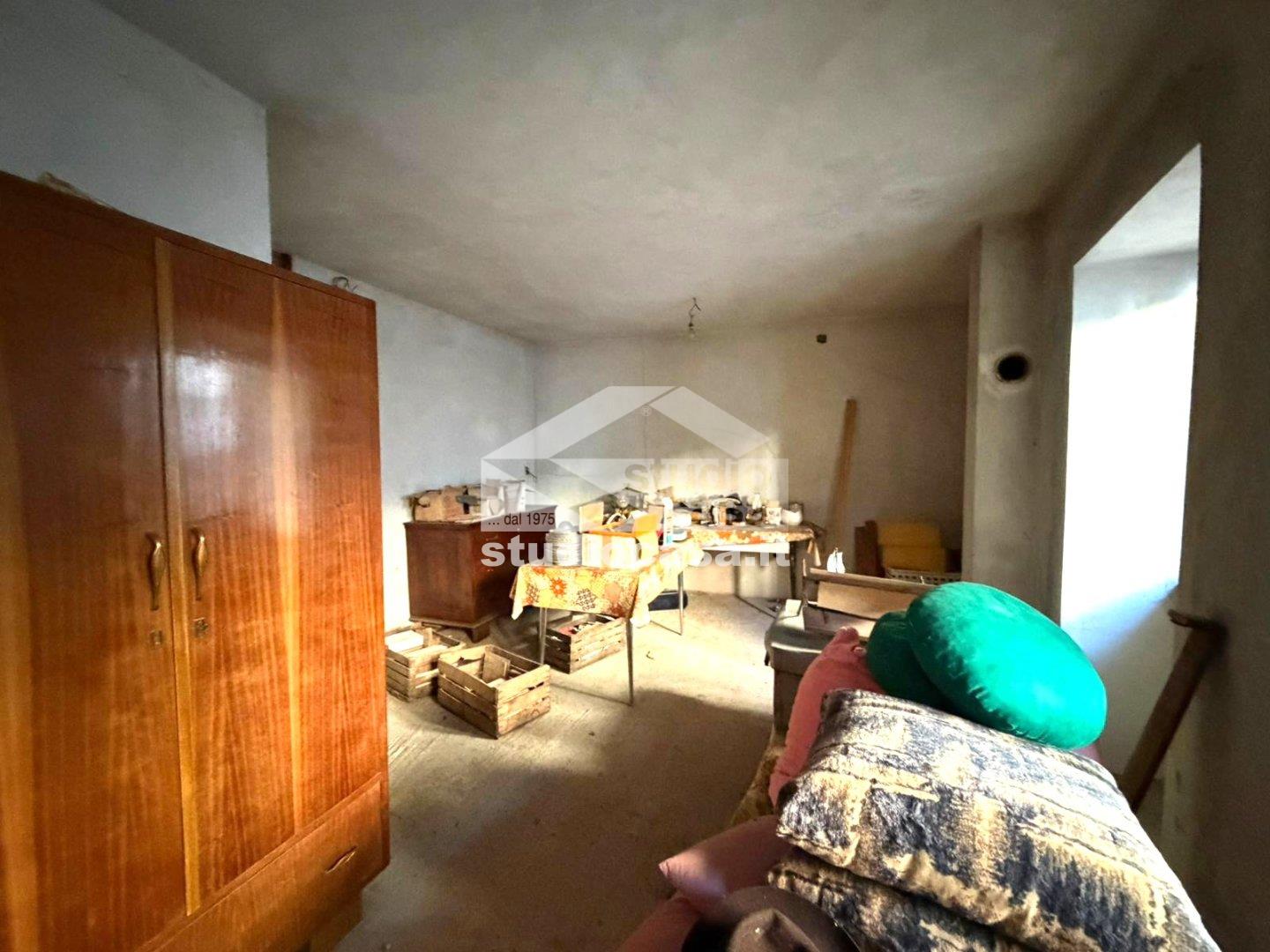 Casa Unifamiliare in vendita a Cimone