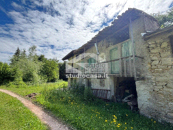 Cascina in vendita a Cimone