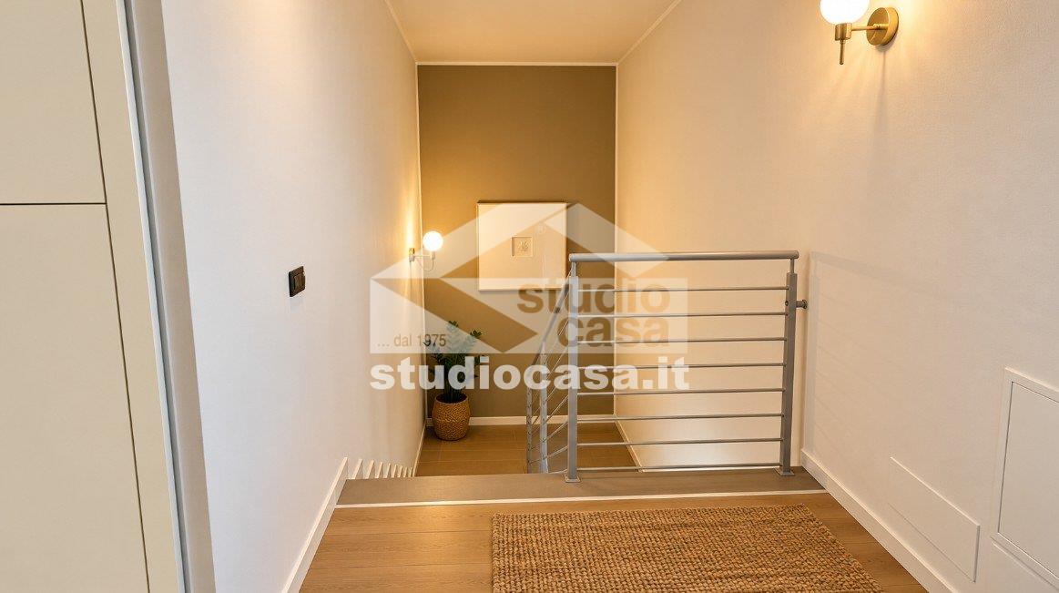 Villa a schiera di testa in vendita a Valbrembo