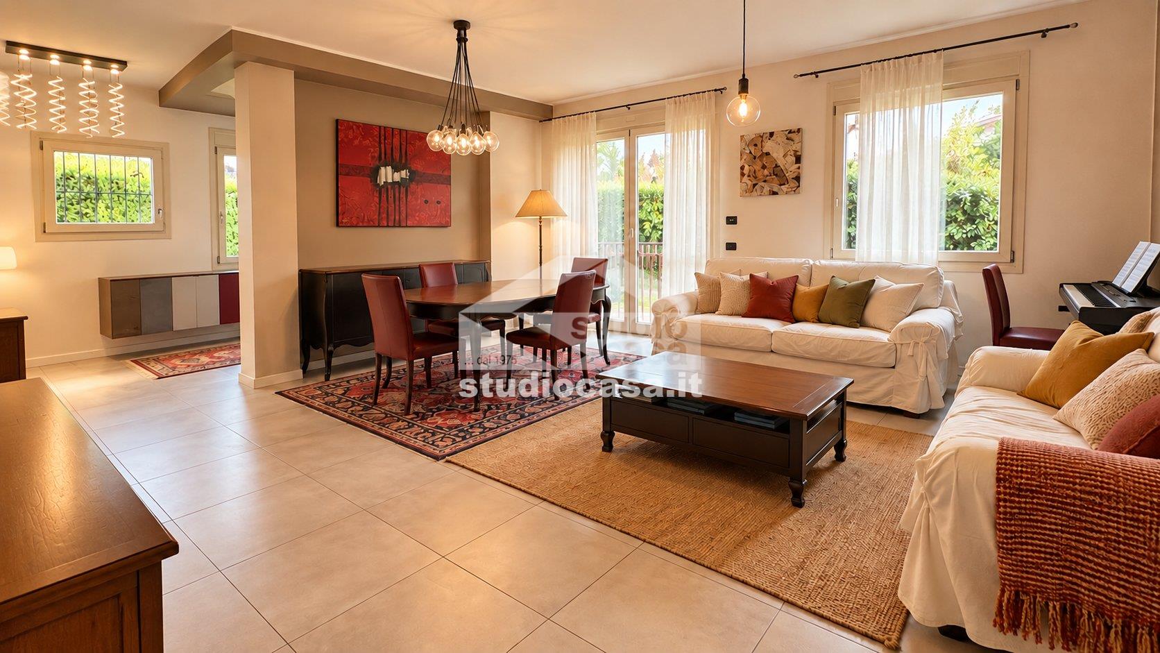 Villa a schiera di testa in vendita a Valbrembo