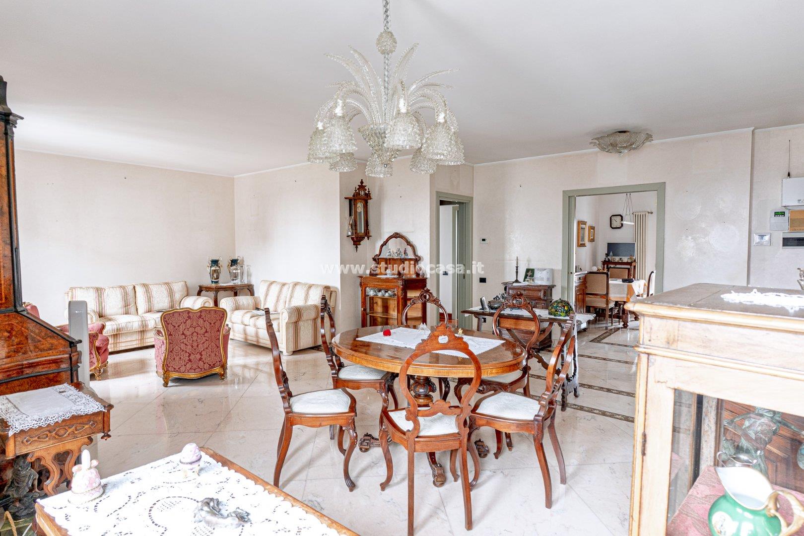 Appartamento in vendita a Bergamo