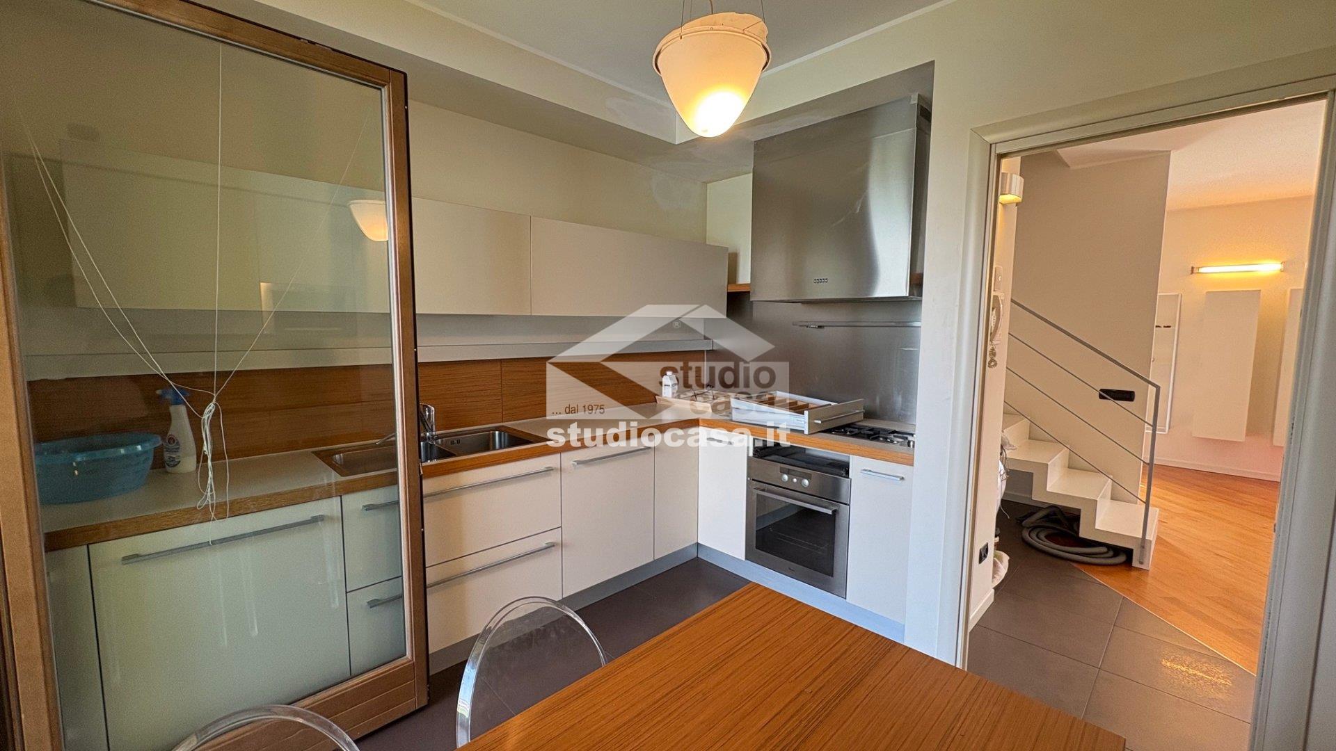 Appartamento in Villa in vendita a Azzano San Paolo