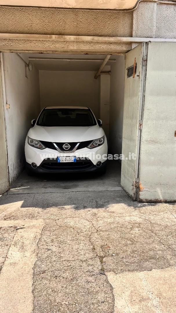 Box / Autorimessa in vendita a Bergamo