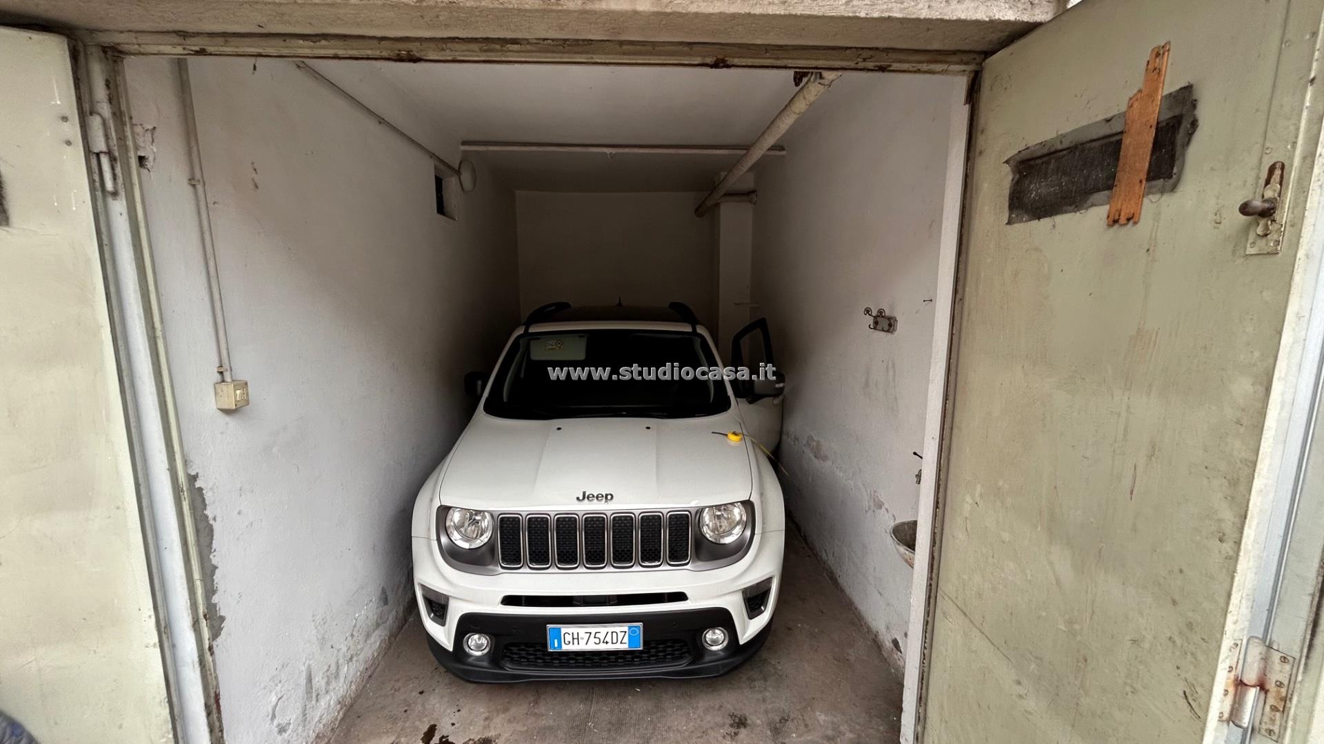 Box / Autorimessa in vendita a Bergamo