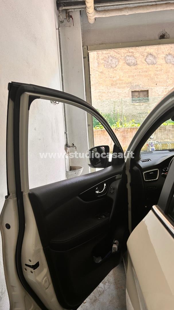 Box / Autorimessa in affitto a Bergamo