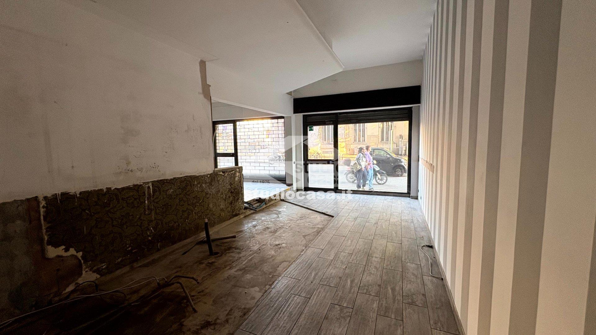 Negozio in affitto a Bergamo