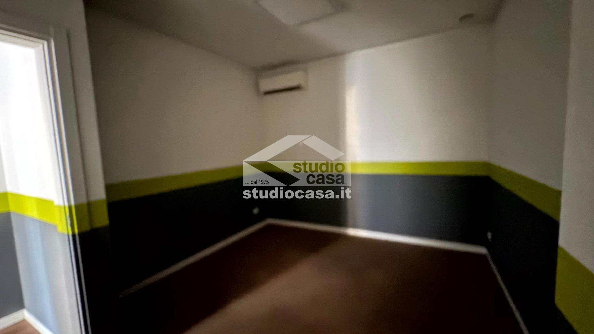 Negozio in affitto a Bergamo