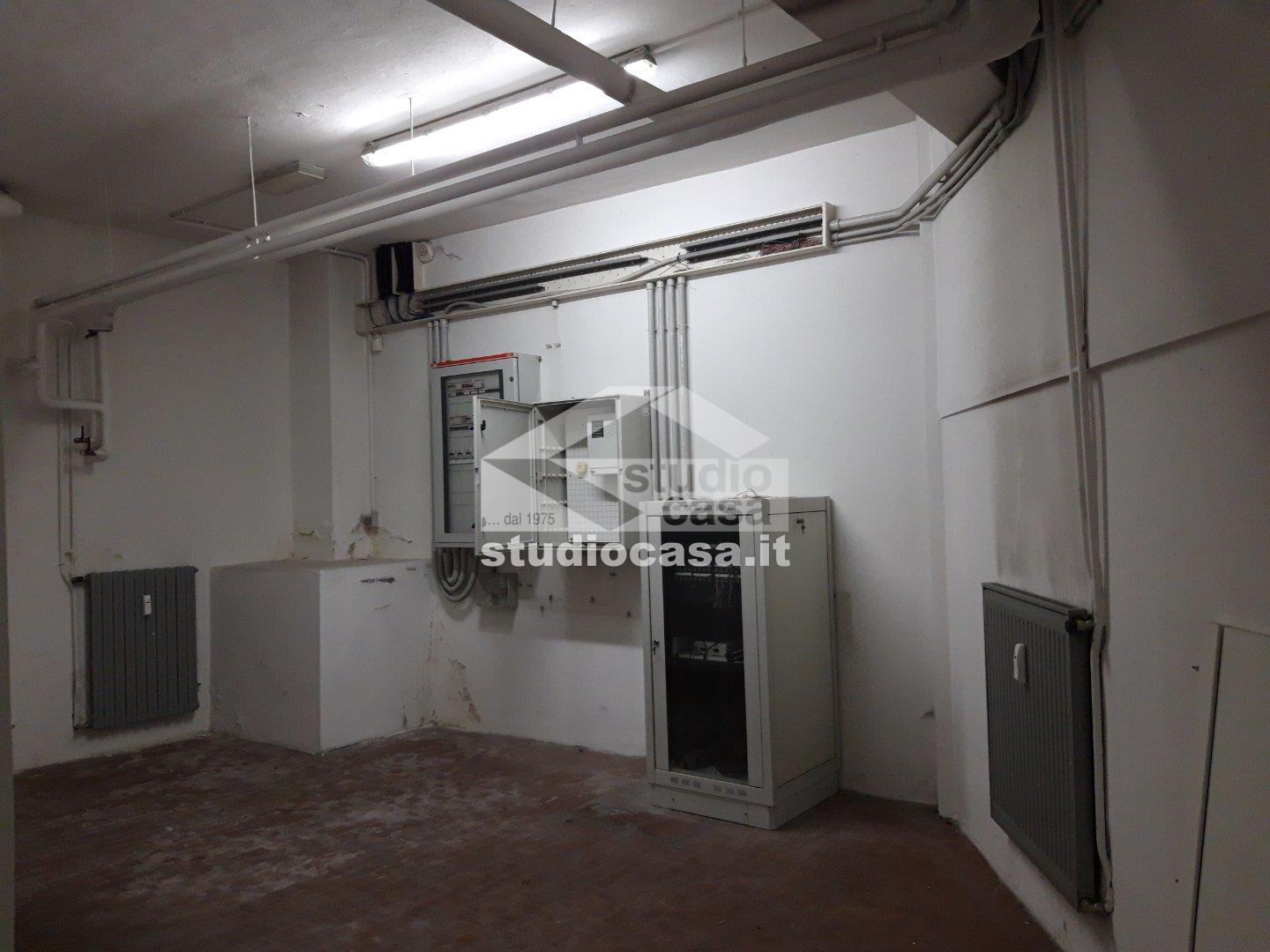 Negozio in affitto a Bergamo