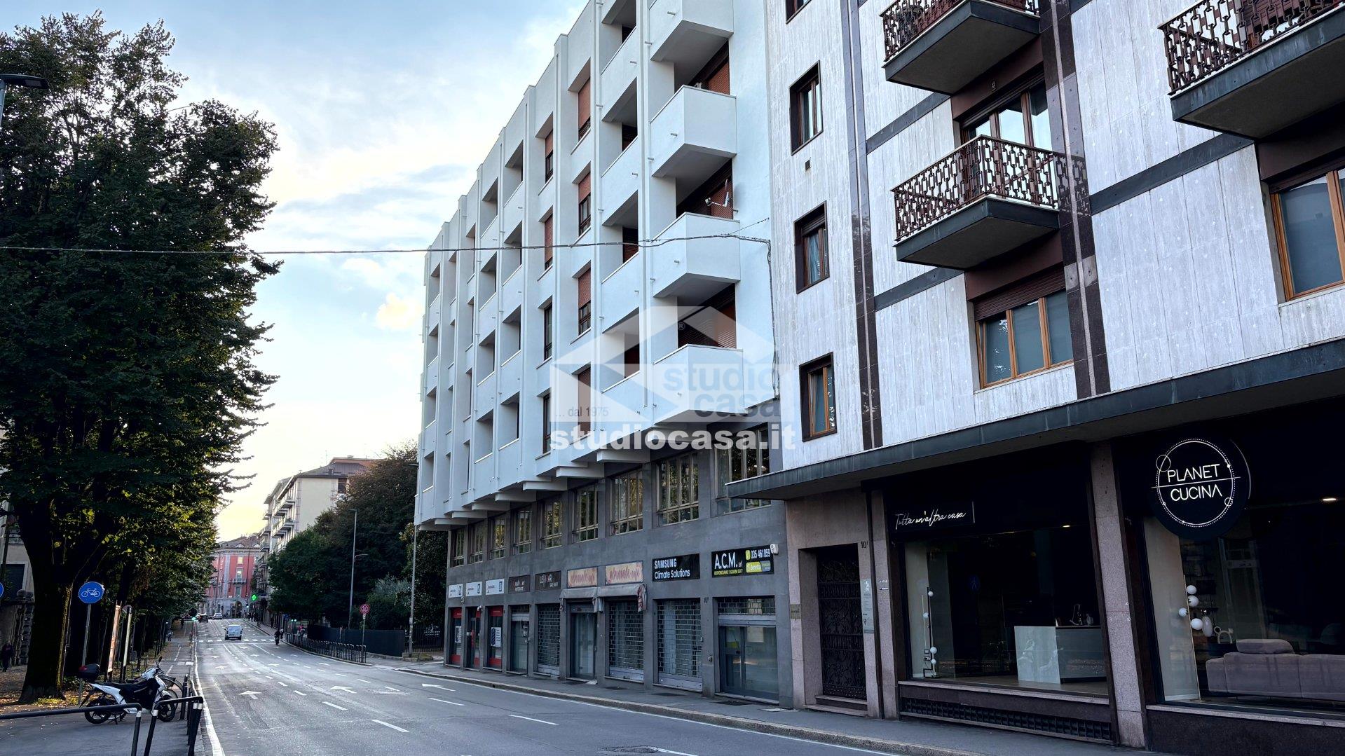 Negozio in affitto a Bergamo