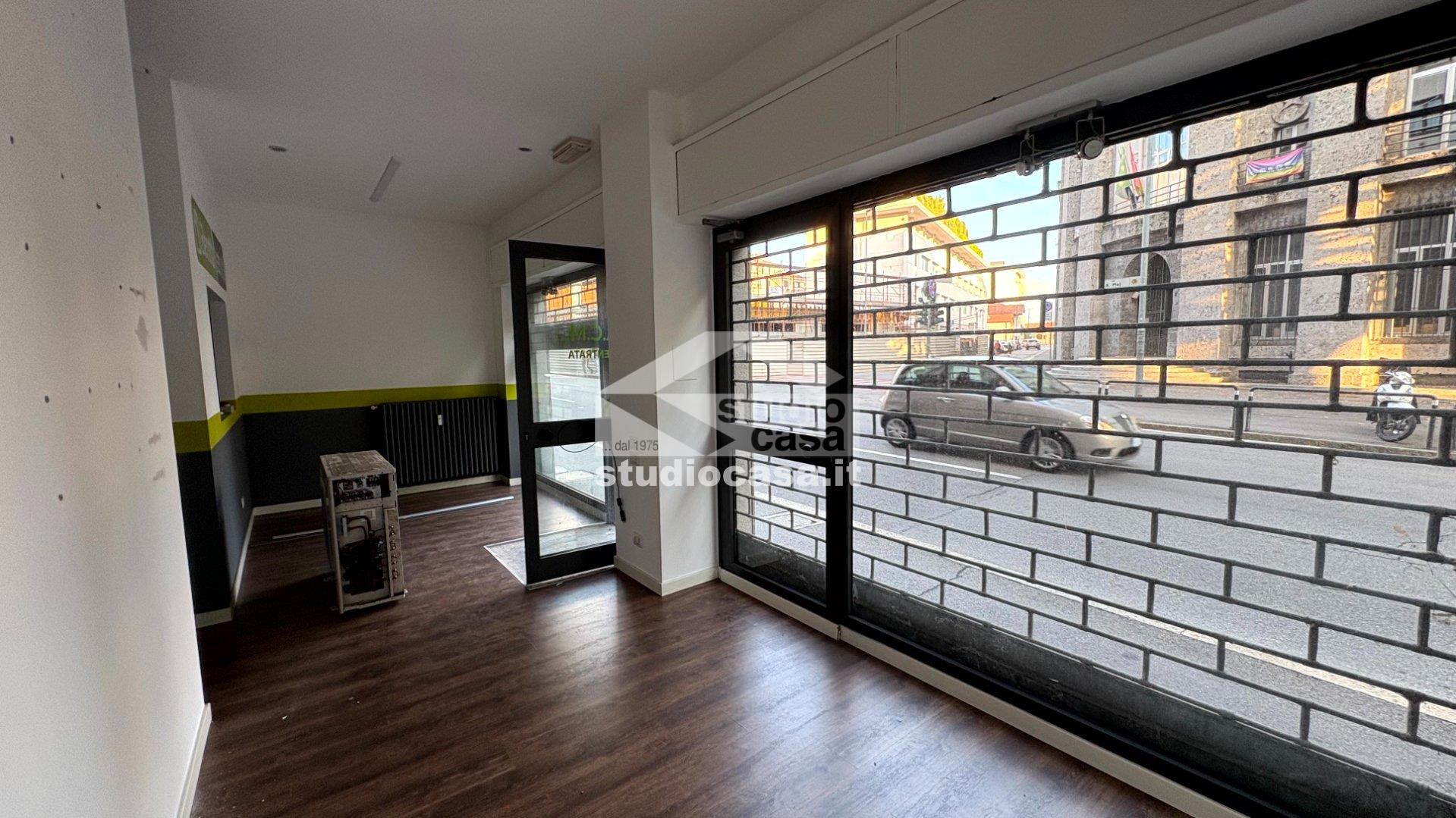 Negozio in affitto a Bergamo