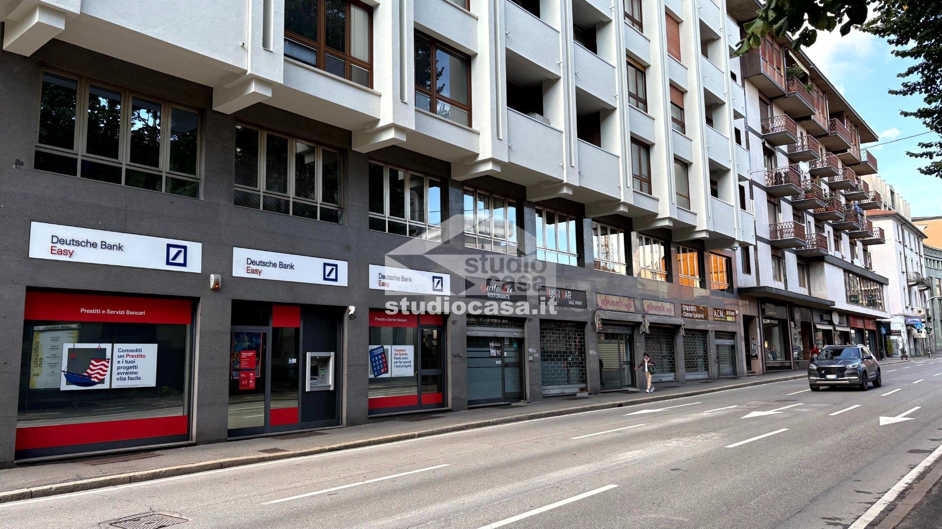 Negozio in affitto a Bergamo