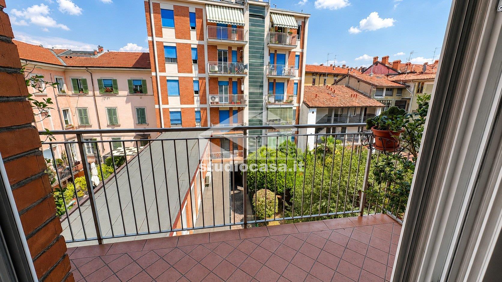 Appartamento in vendita a Bergamo