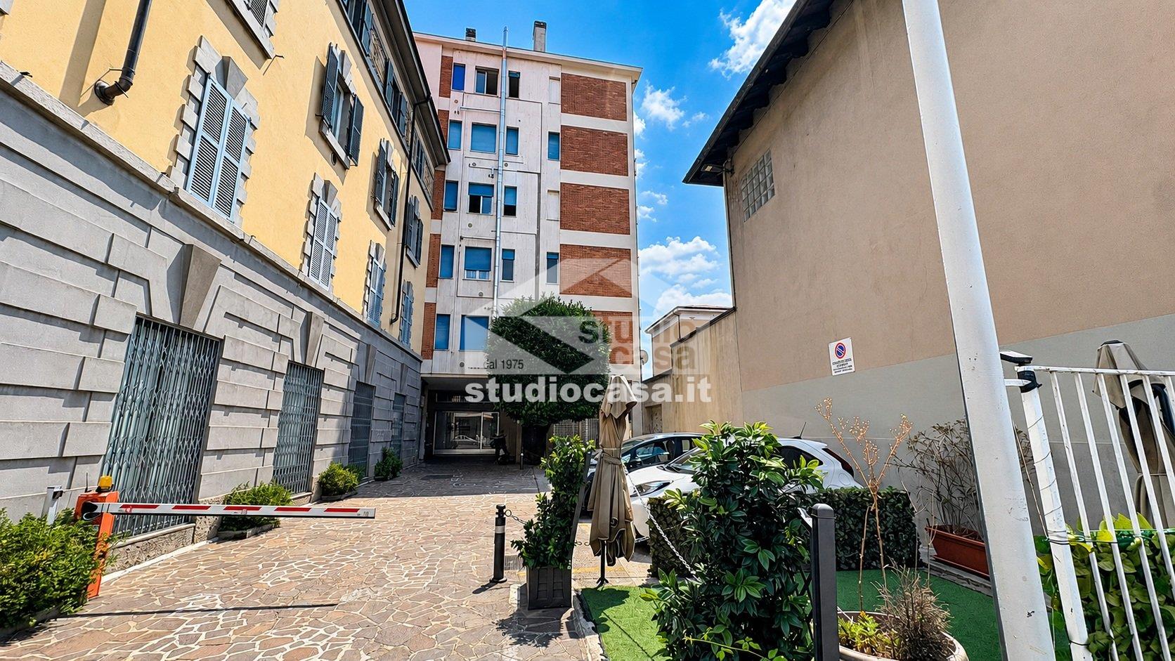 Appartamento in vendita a Bergamo