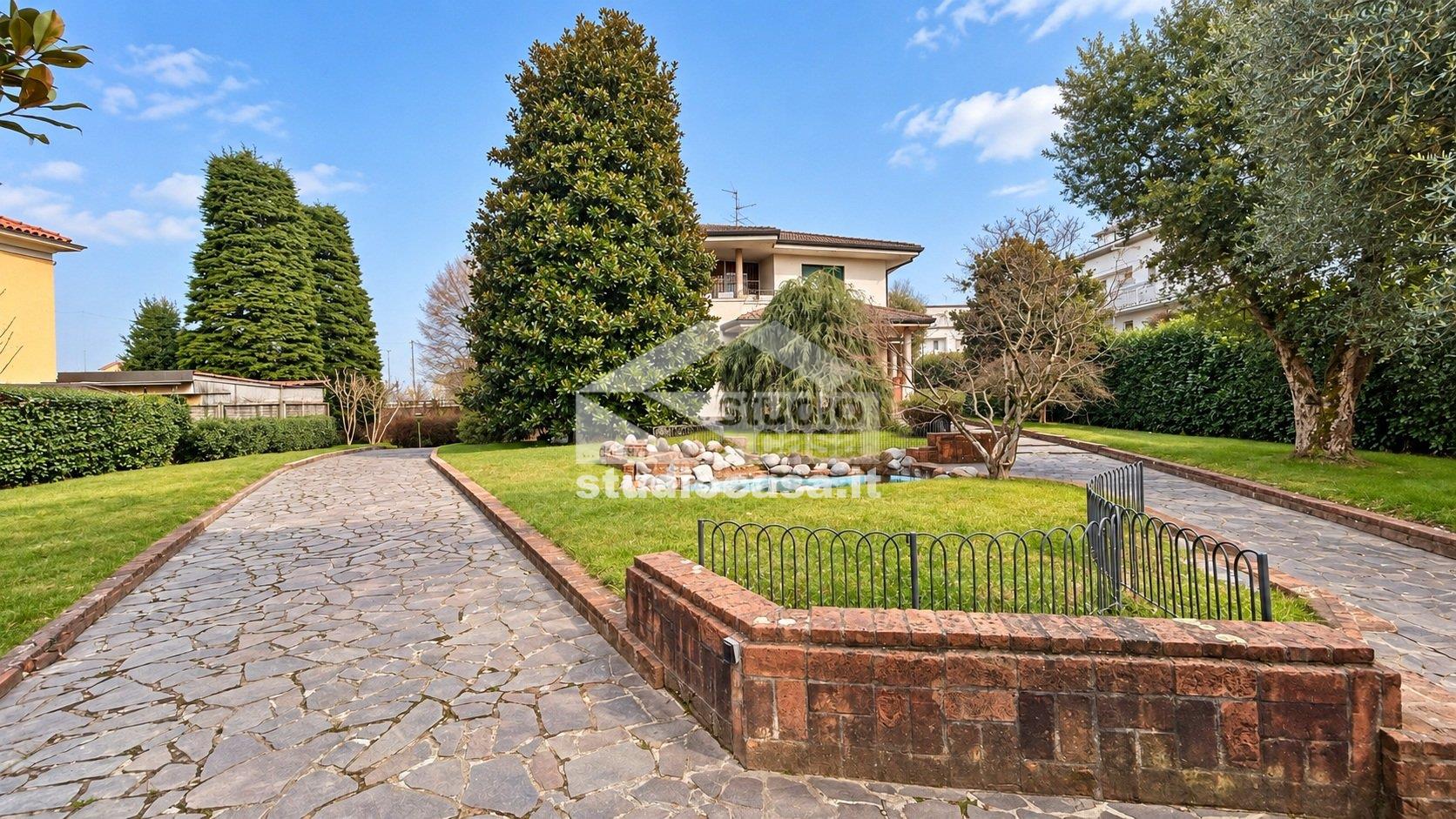Villa Unifamiliare in vendita a Martinengo