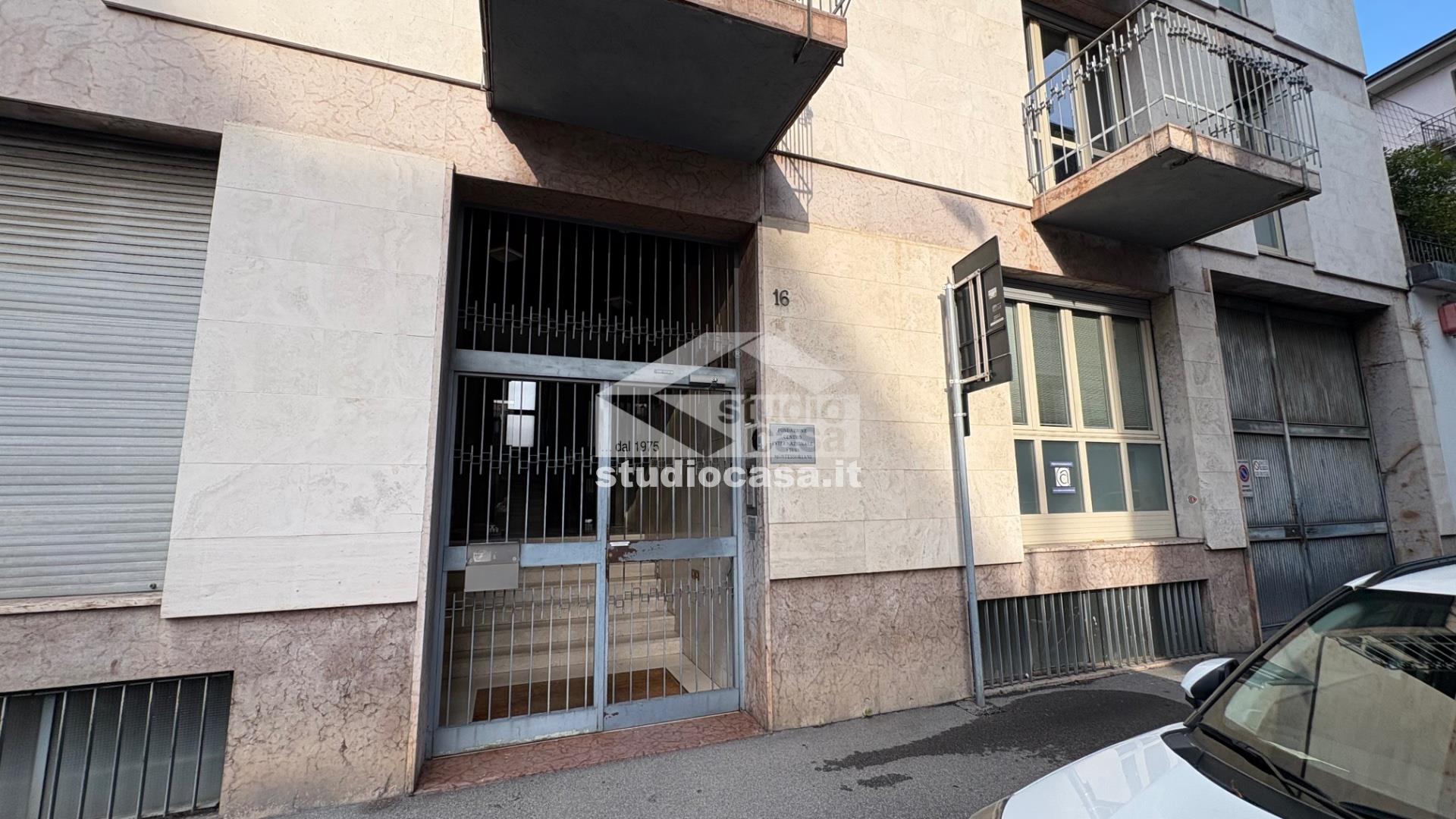 Appartamento in vendita a Bergamo