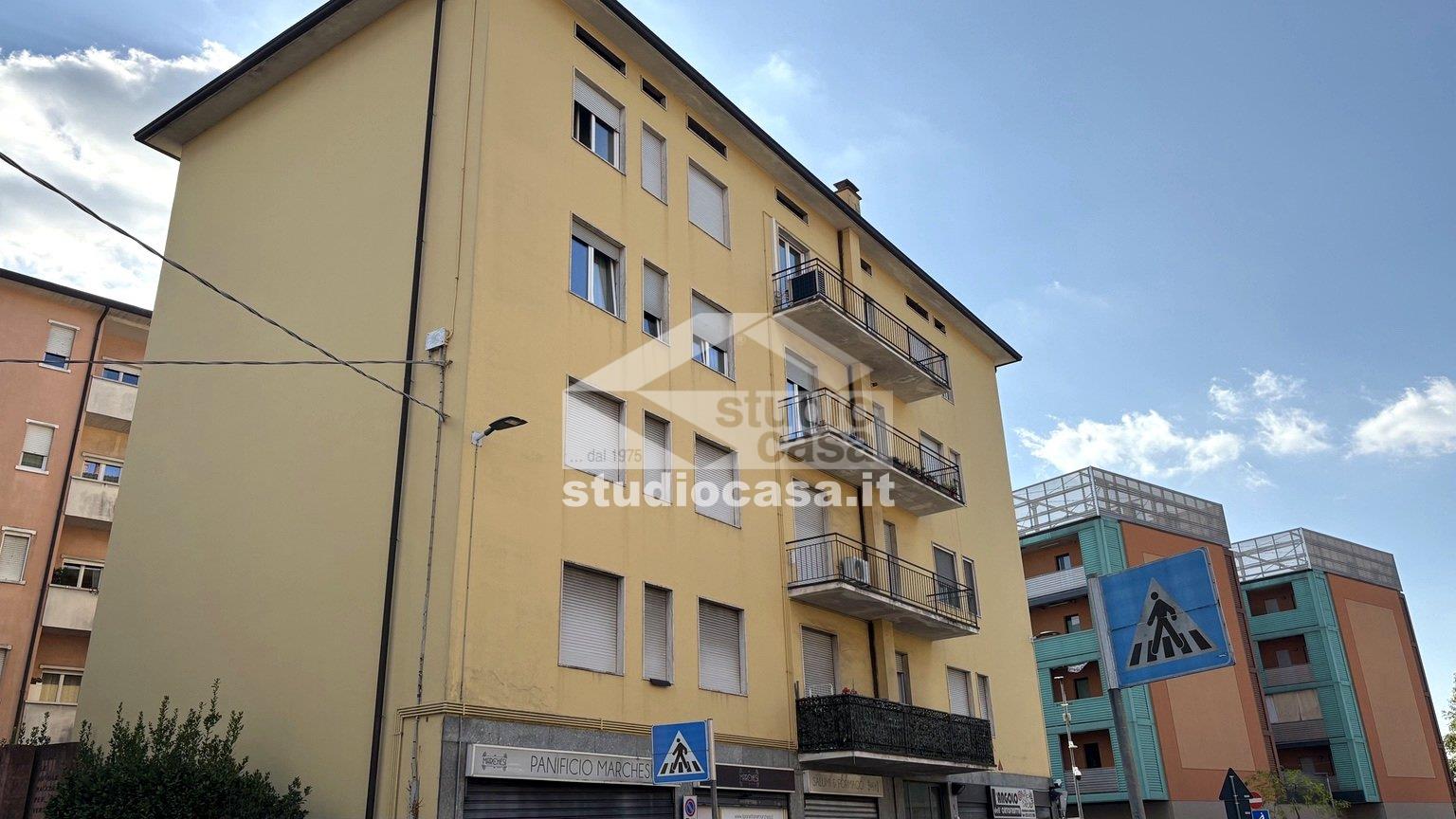 Appartamento in vendita a Bergamo