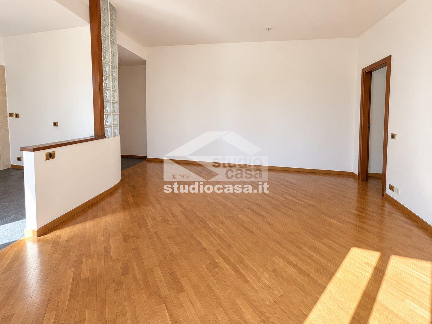 Appartamento in vendita a Bergamo
