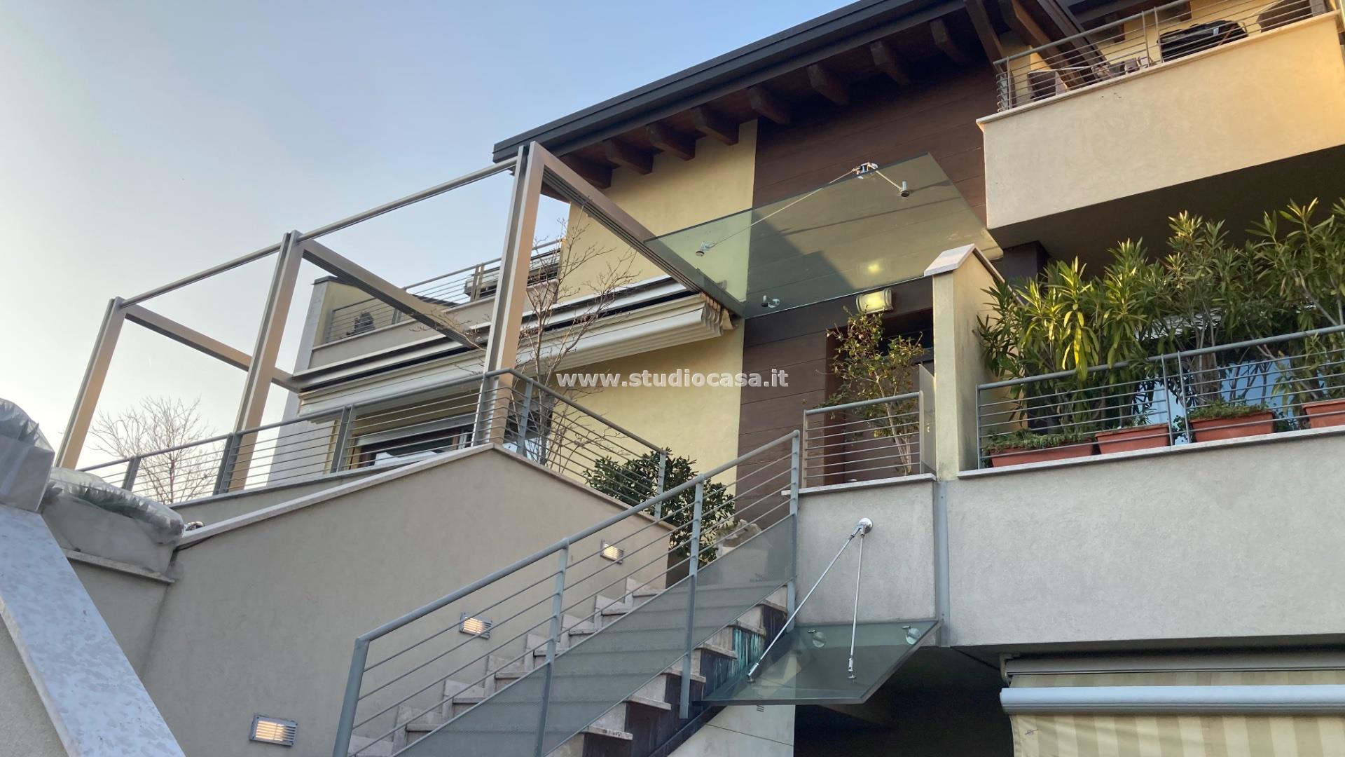 Appartamento in Villa in vendita a Azzano San Paolo