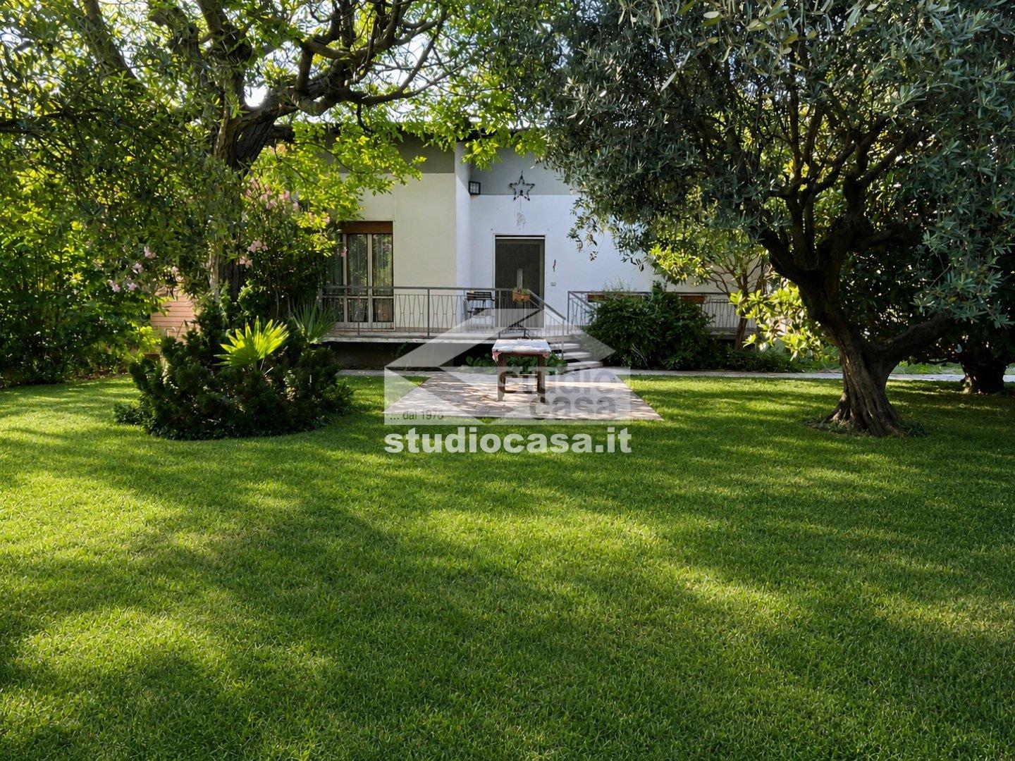 Villa Unifamiliare in vendita a Treviolo