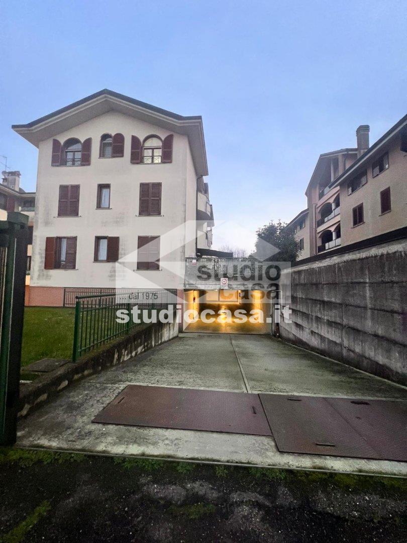 Box / Autorimessa in vendita a Landriano