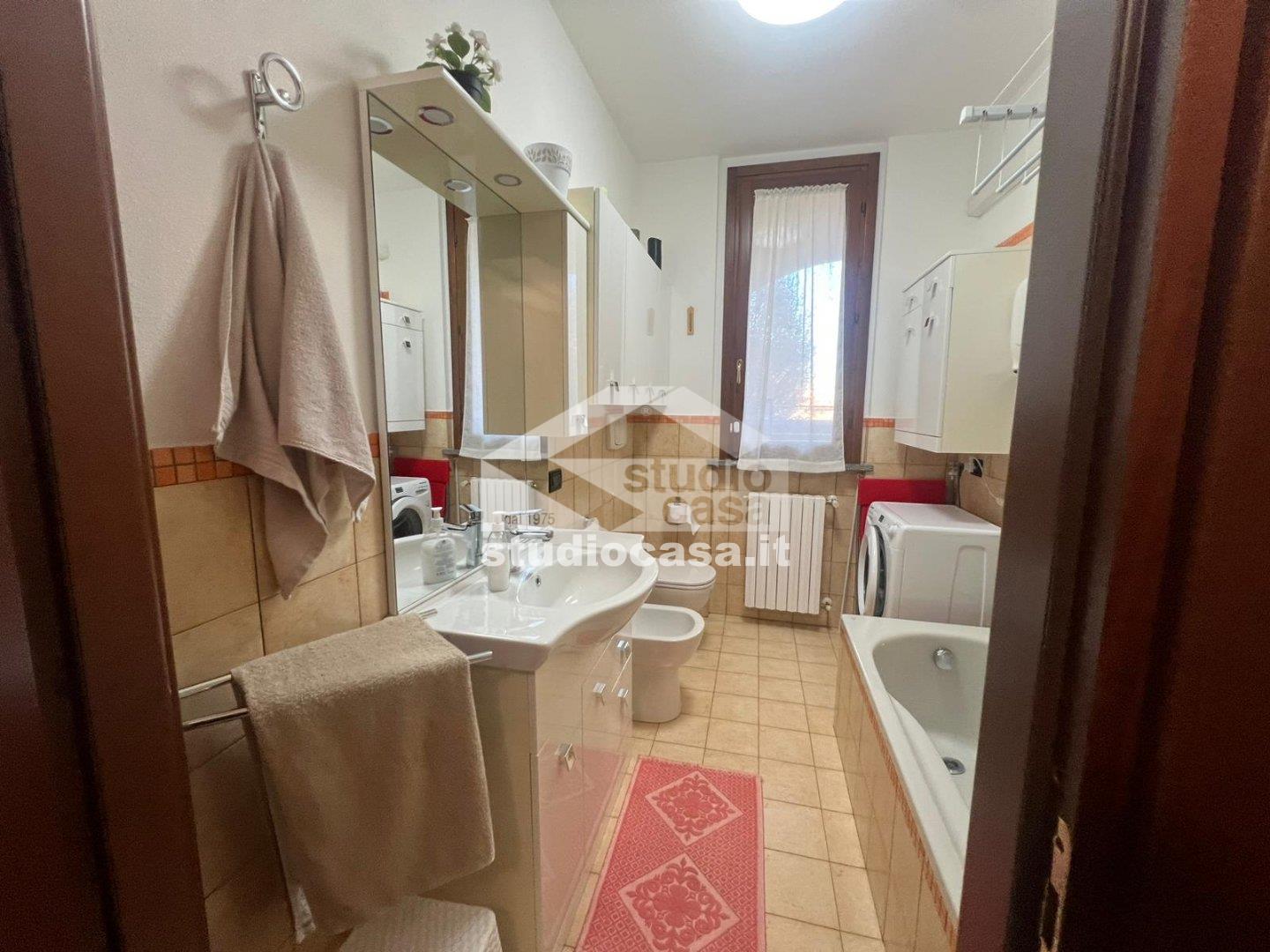 Appartamento in vendita a Valera Fratta