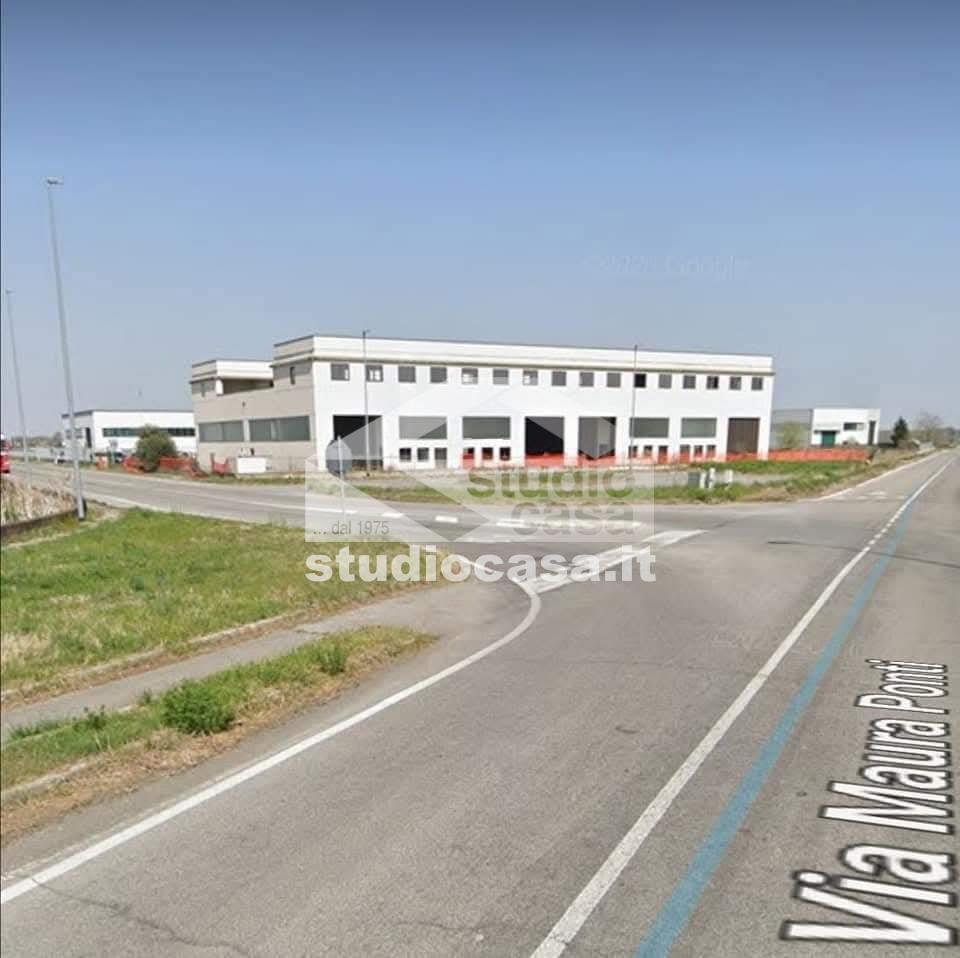 Capannone in vendita a Copiano
