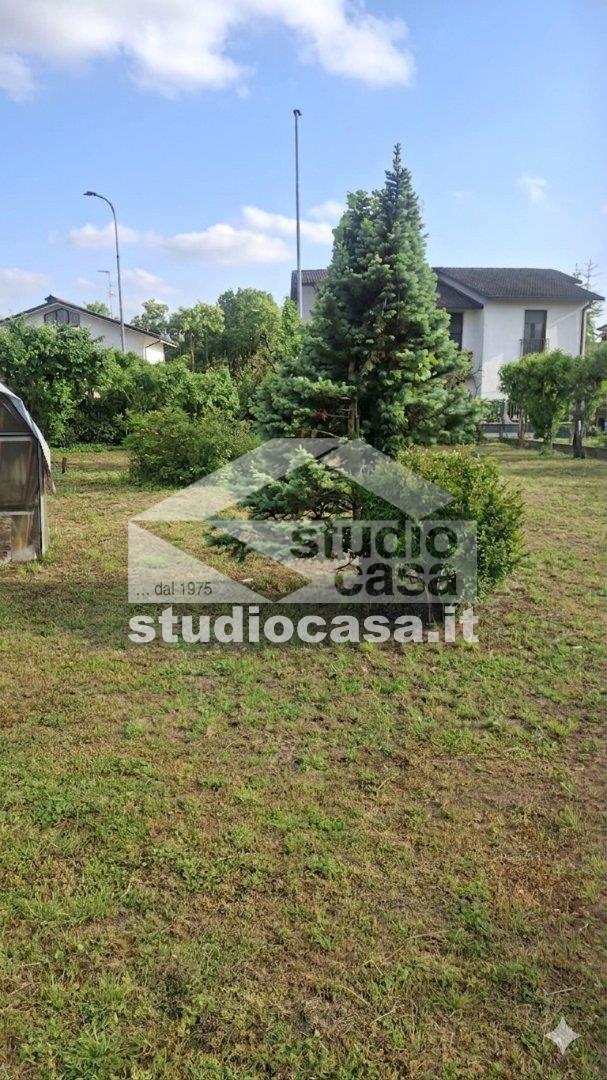 Terreno Residenziale in vendita a Lardirago