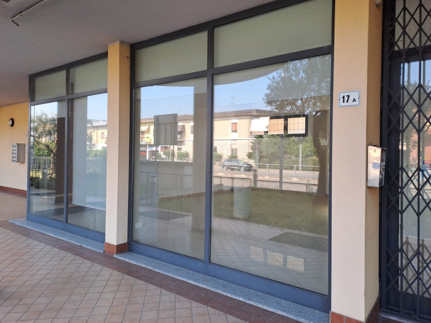 Negozio in vendita a Antegnate