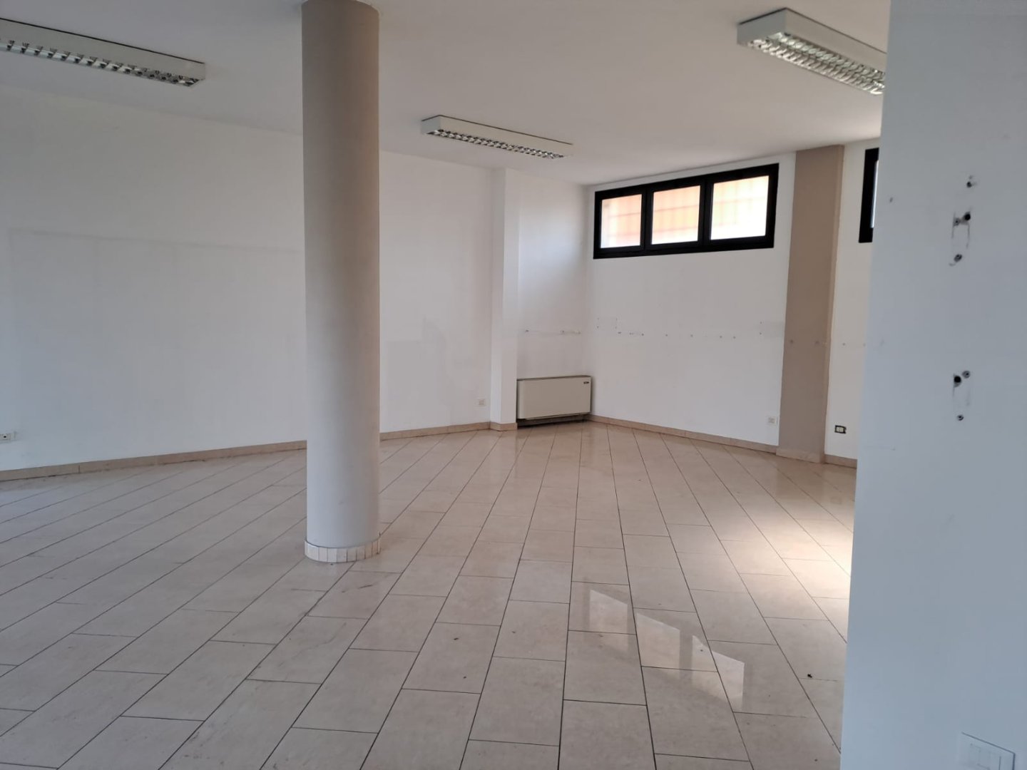 Negozio in vendita a Antegnate