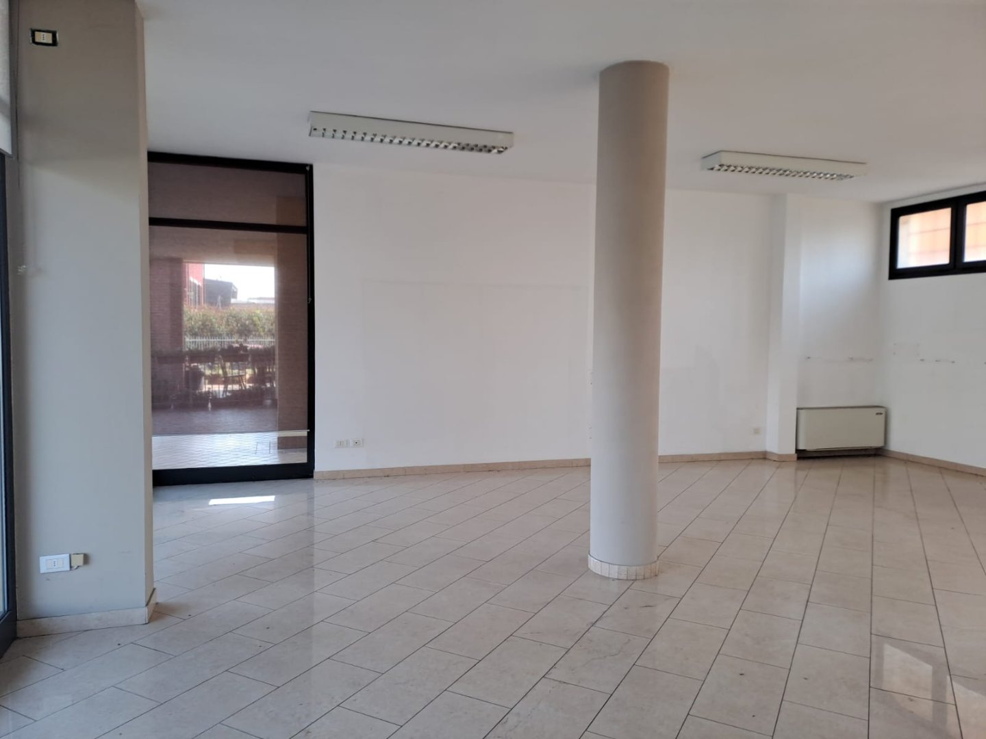 Negozio in vendita a Antegnate