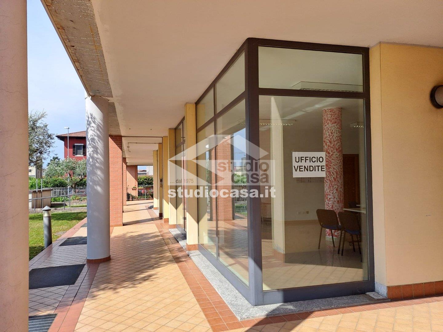Negozio in affitto a Antegnate