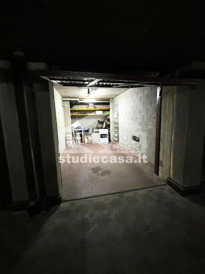 Box / Autorimessa in vendita a Milano