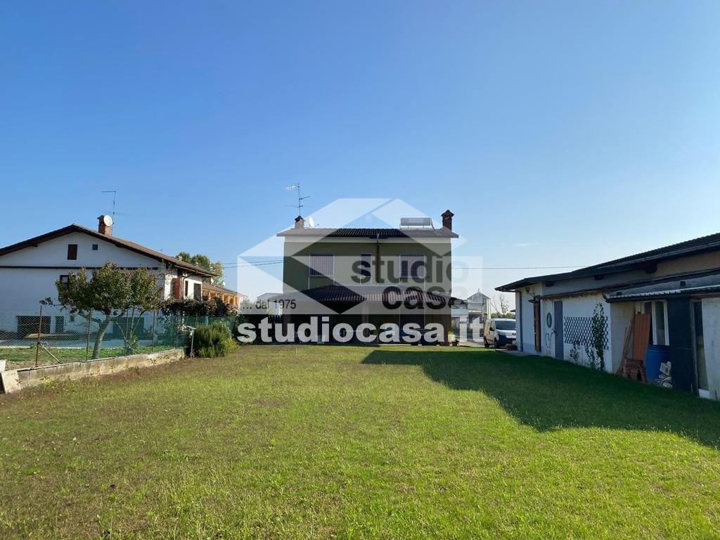 Villa Unifamiliare in vendita a Badia Pavese
