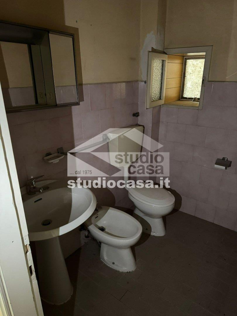 Negozio in vendita a Corteolona e Genzone