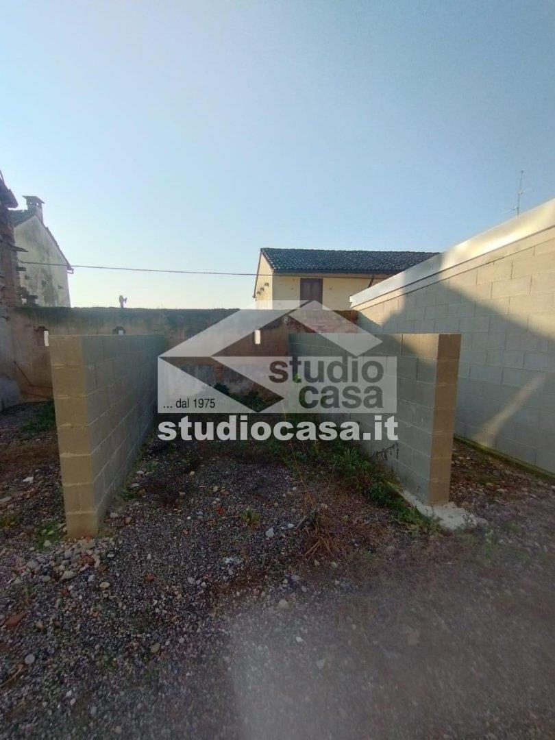 Casa Unifamiliare in vendita a Linarolo