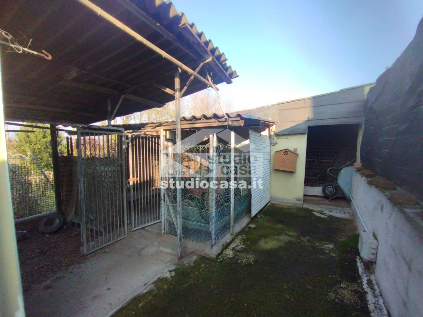 Casa Unifamiliare in vendita a Linarolo