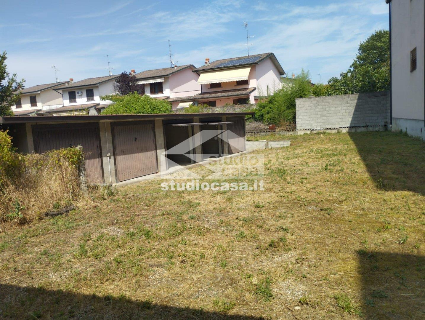 Box / Autorimessa in vendita a Belgioioso