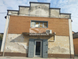 Deposito in affitto a Linarolo