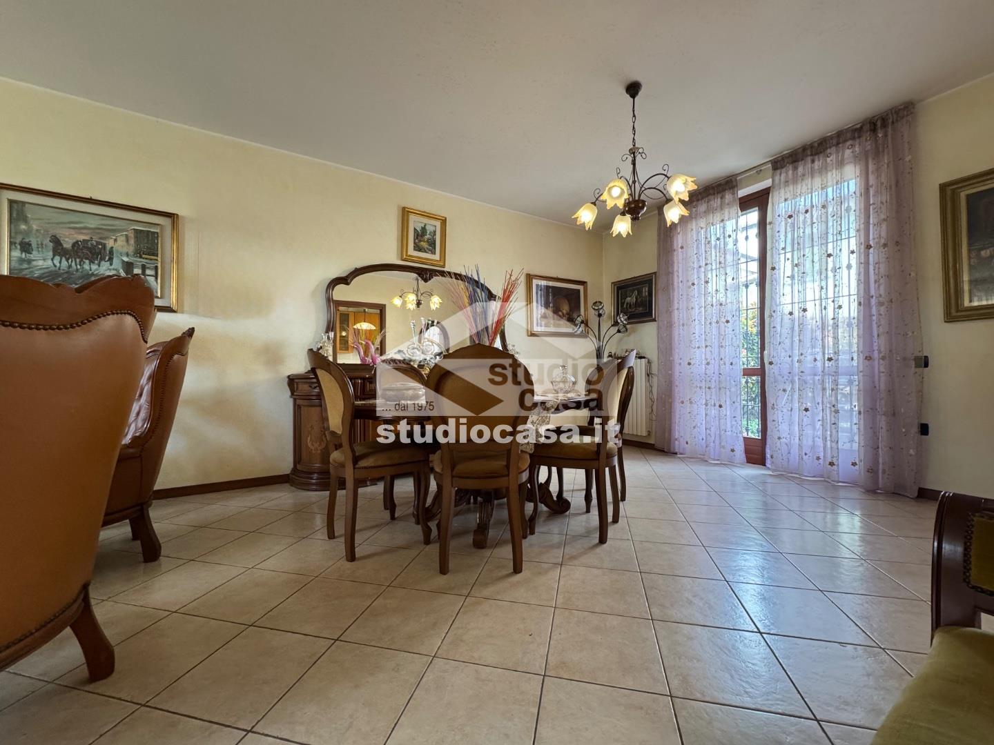 Villa a schiera di testa in vendita a Ricengo