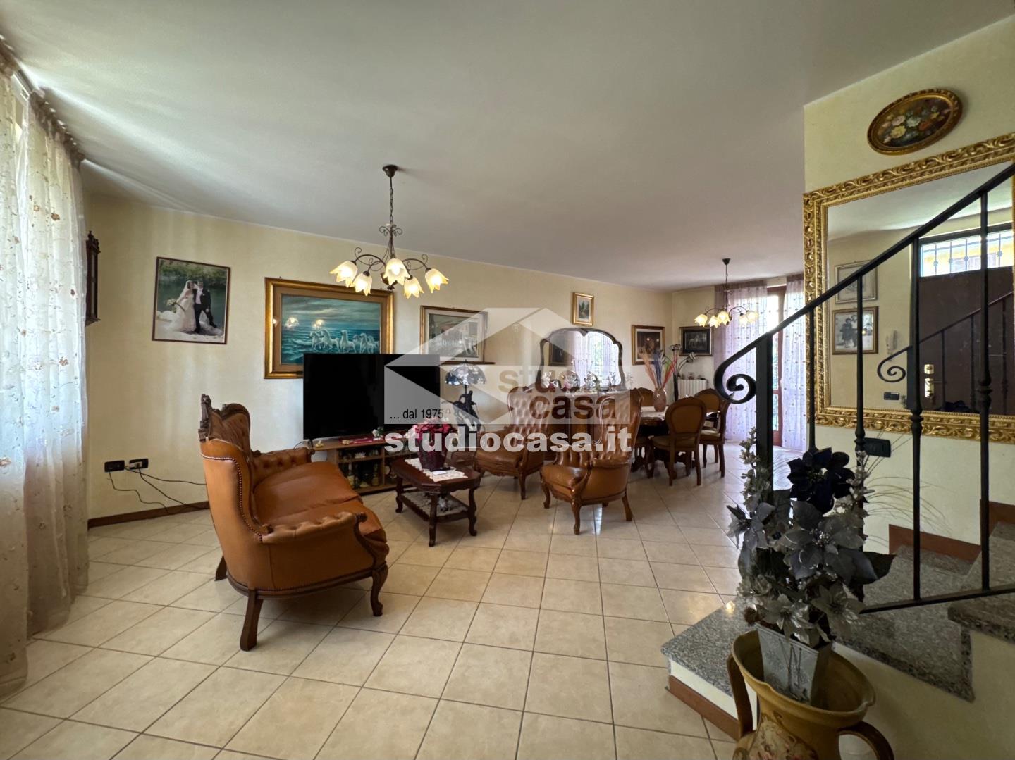 Villa a schiera di testa in vendita a Ricengo