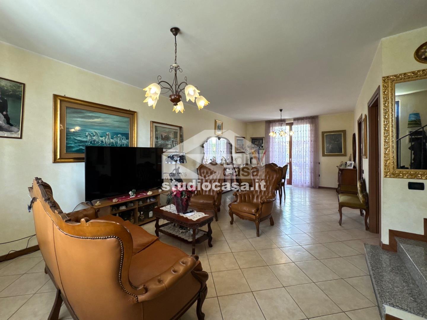 Villa a schiera di testa in vendita a Ricengo