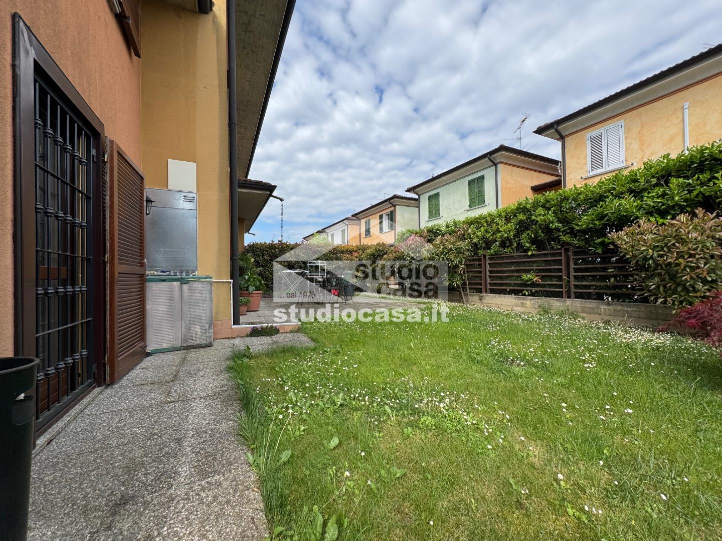 Villa a schiera di testa in vendita a Ricengo
