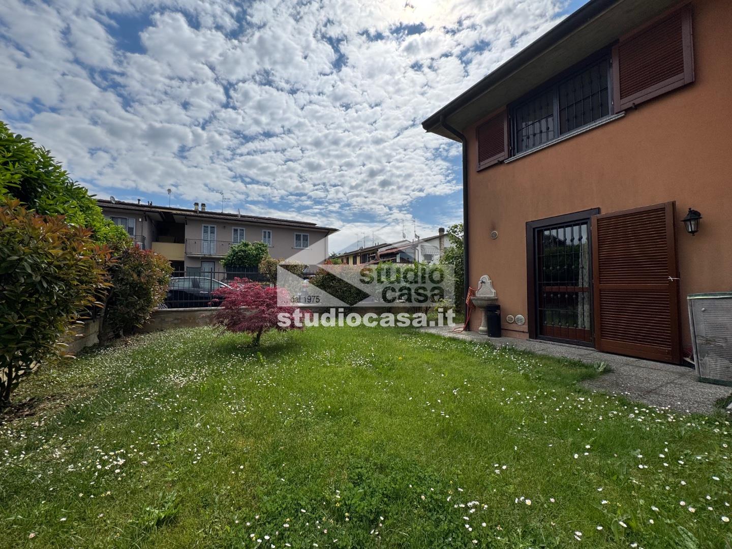Villa a schiera di testa in vendita a Ricengo