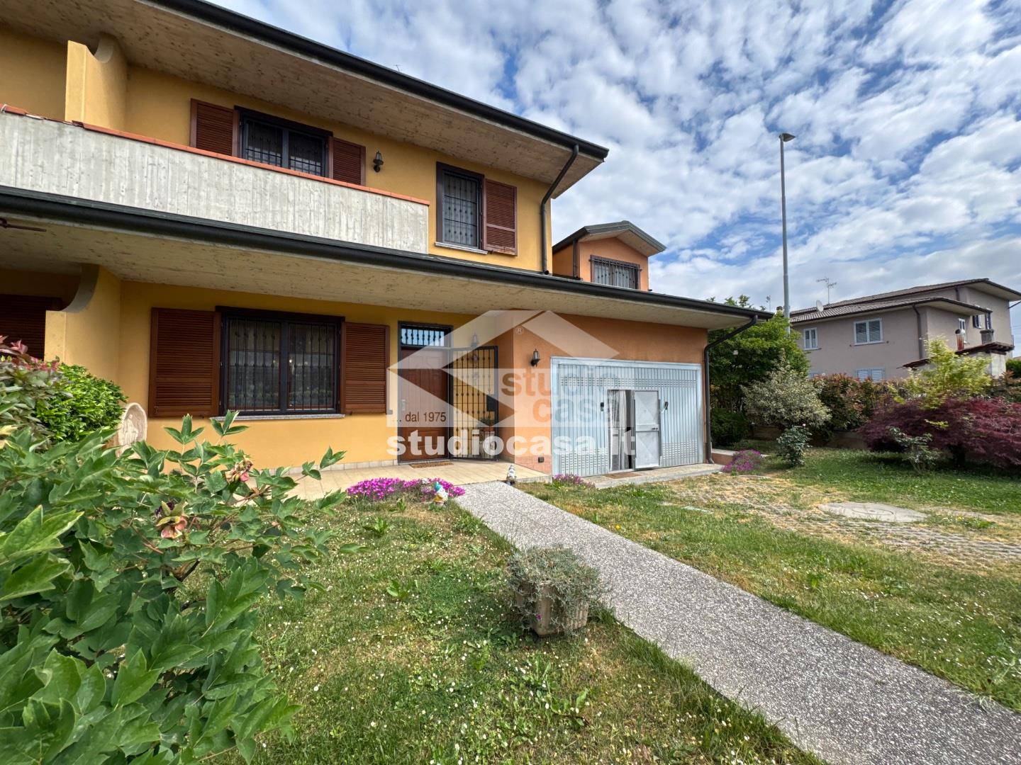 Villa a schiera di testa in vendita a Ricengo