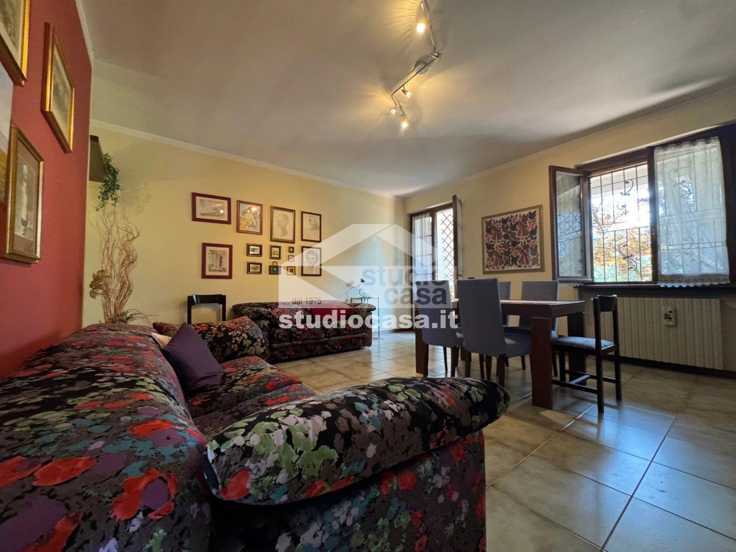 Casa Bifamiliare in vendita a Romanengo