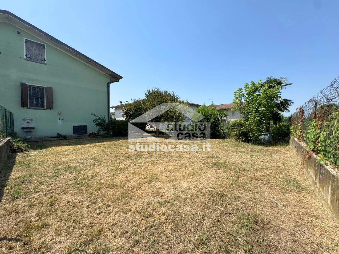 Casa Bifamiliare in vendita a Romanengo