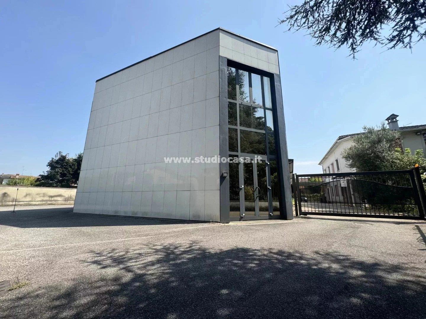 Azienda in vendita a Madignano