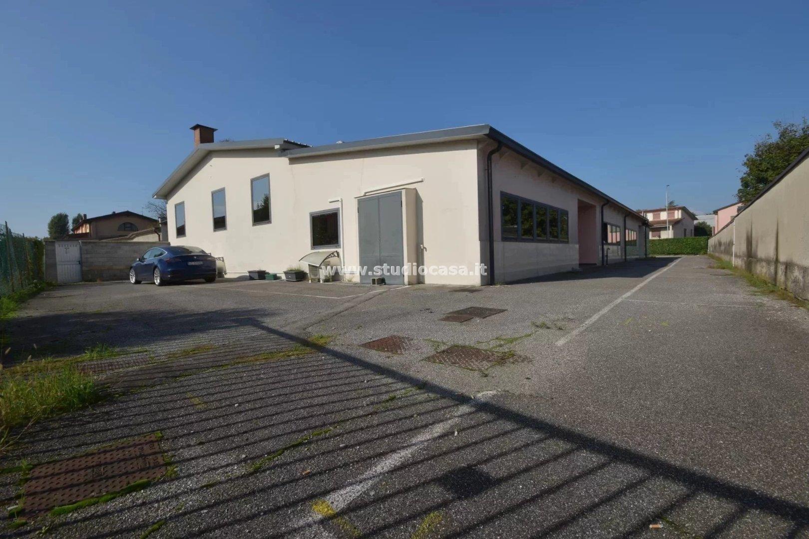 Azienda in vendita a Madignano