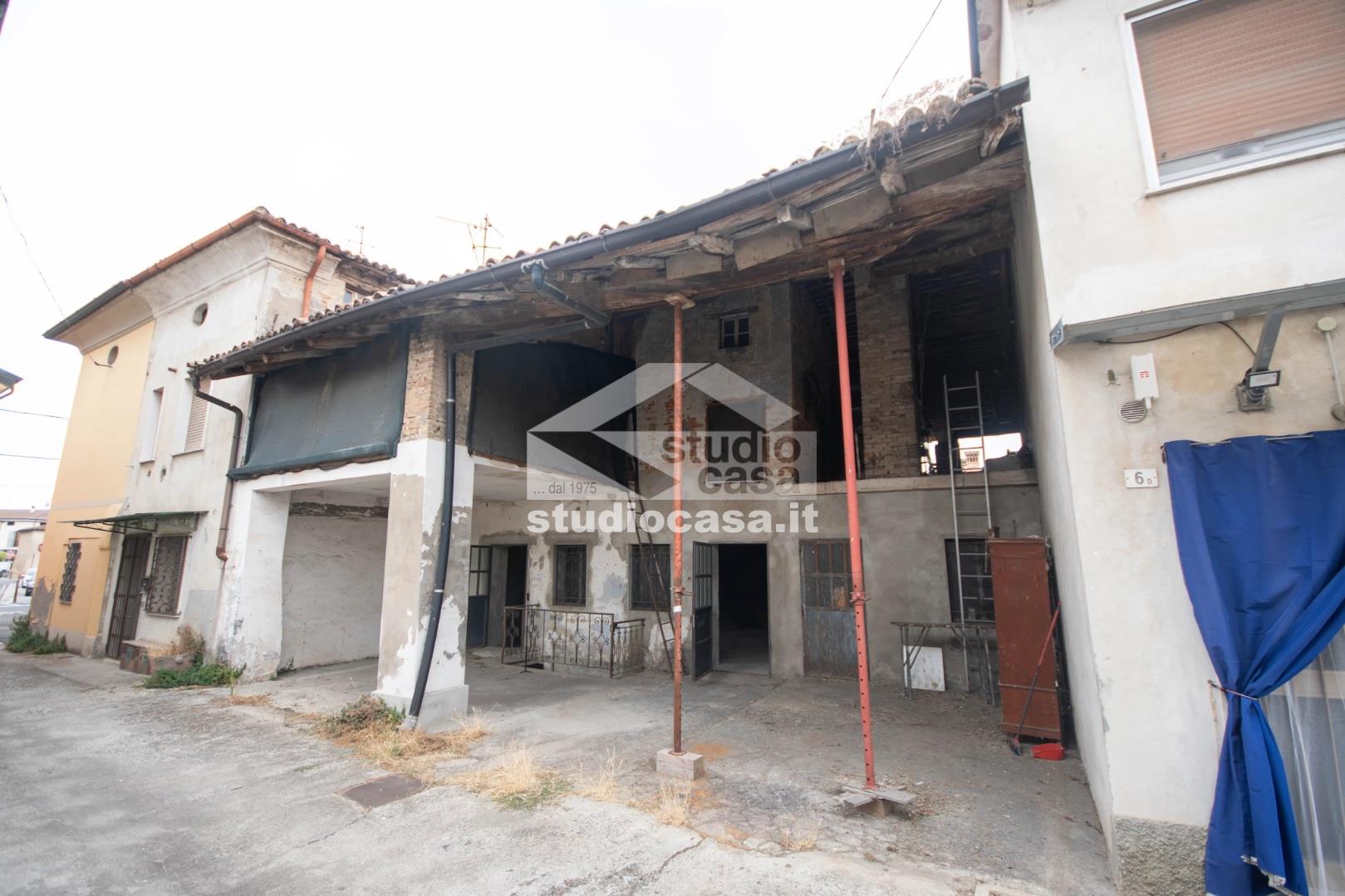 Casa Rustica in vendita a Sergnano